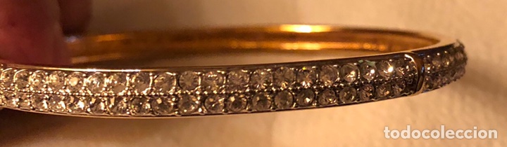 Joyeria: Bonita pulsera chapada en oro, y pedrer&iacute;a