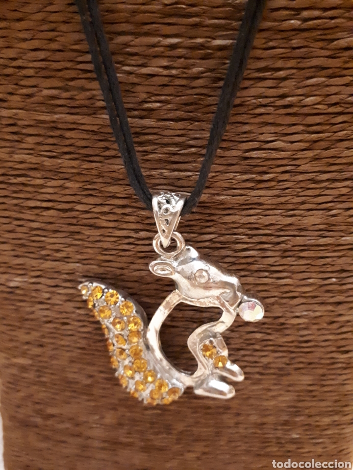 Joaillerie: Collar ardilla vintage