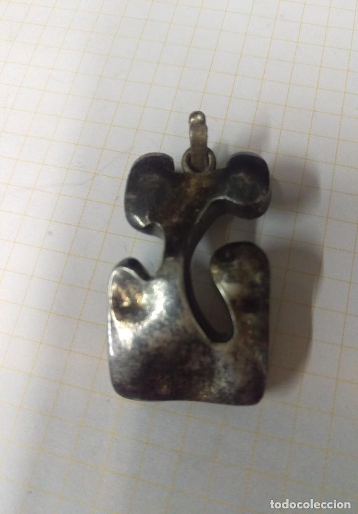 Schmuck: Colgante vintage de dise&ntilde;o,, raro