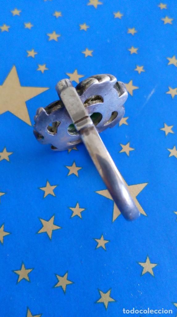 Joyeria: Un pendiente y un anillo de plata y s&iacute;mil esmeralda - Foto 14