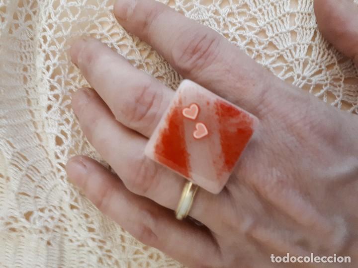 Joaillerie: Anillo ajustable montaje artesanal gres rojo