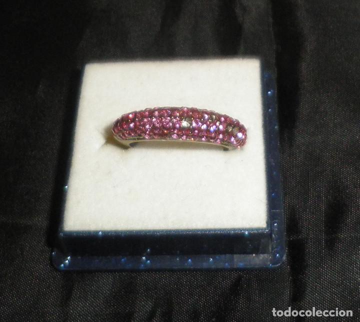 Joyeria: anillo con piedras rosadas - Foto 2