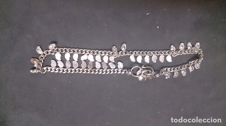 Joyeria: 2 pulseras 3 colgantes con cadena. 62 - Foto 3