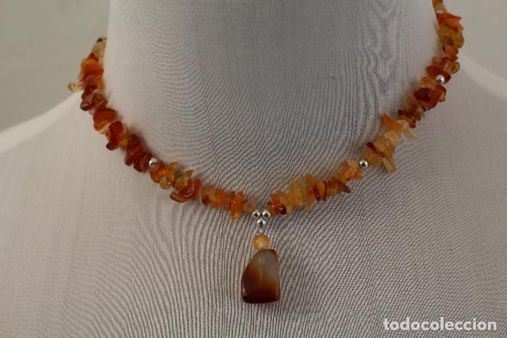 Joyeria: collar de cristal ambar