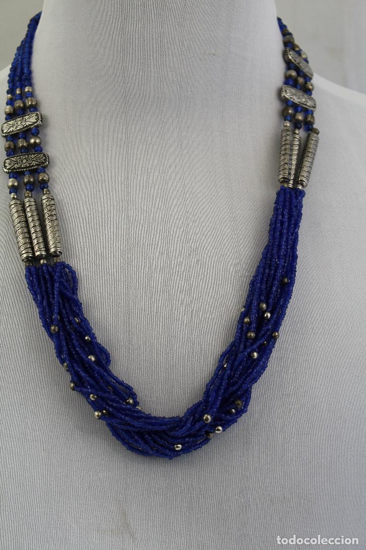 Joyeria: collar azul en plata tibetana con bolitas de cristal