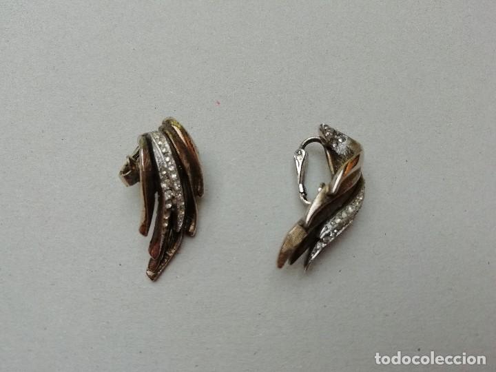 Joyeria: pendientes dorados con brillantitos, bisuter&iacute;a,a&ntilde;os 70/80