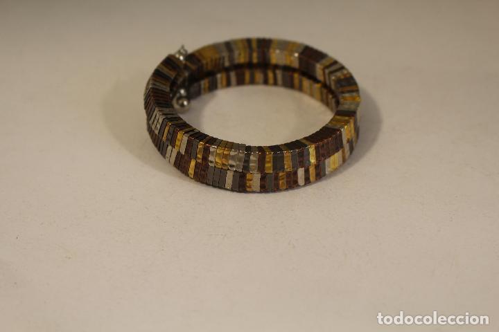 Joyeria: pulsera brazalete con lamina de oro