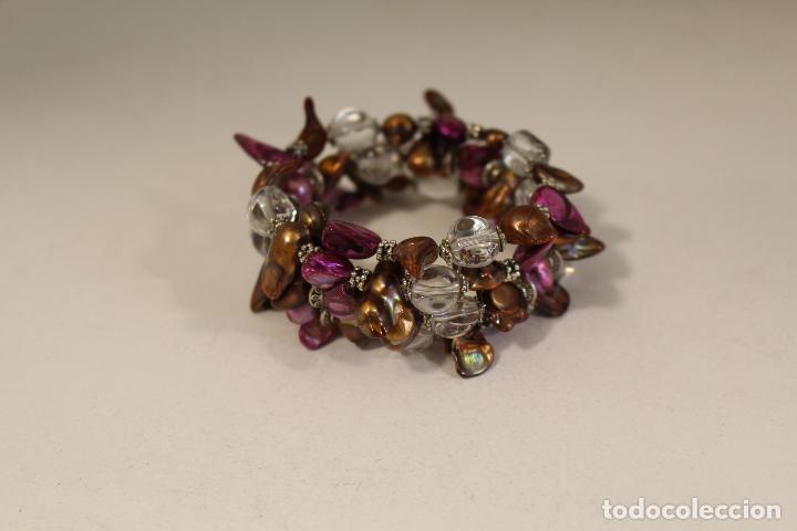 Joyeria: pulsera de nacar lila y cristales - Foto 2
