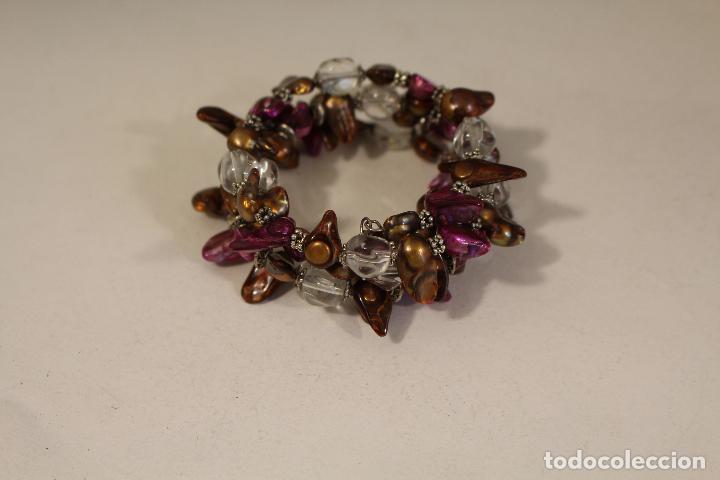 Joyeria: pulsera de nacar lila y cristales - Foto 3