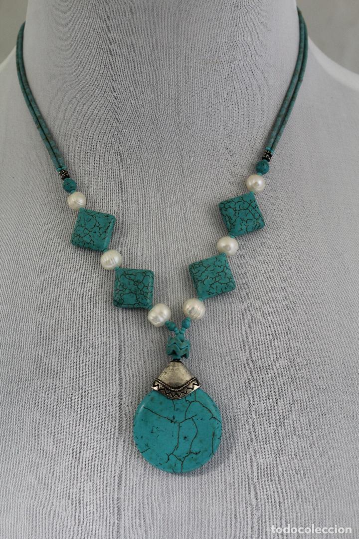 Joyeria: collar de turquesas con perlas y colgante tribal de turquesa