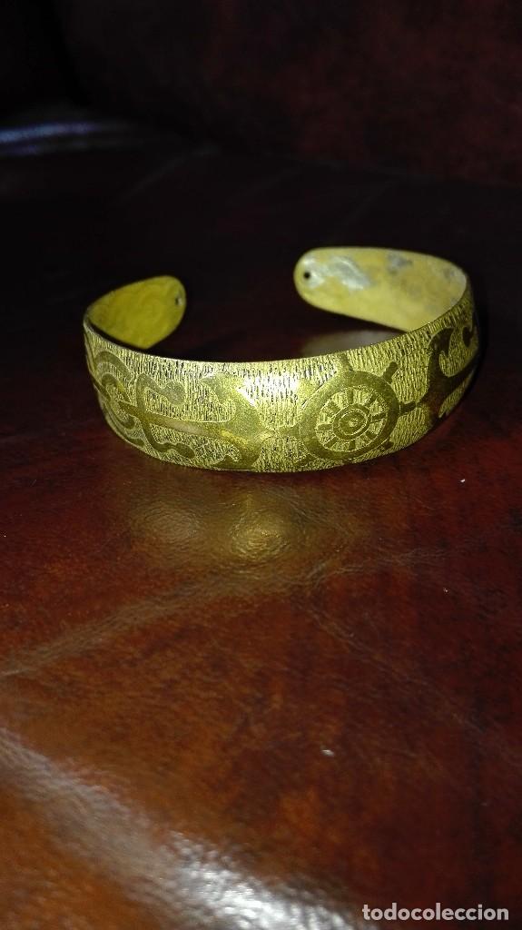 Joyeria: Pulsera con timon y ancla de metal. - Foto 1