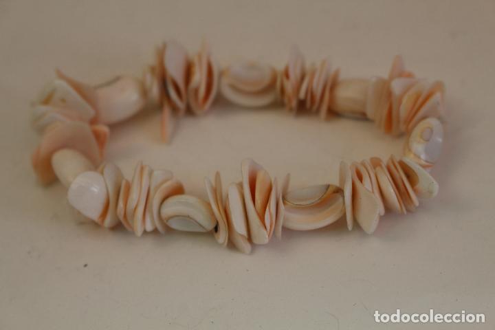 Joyeria: pulsera de conchas rosadas - Foto 3