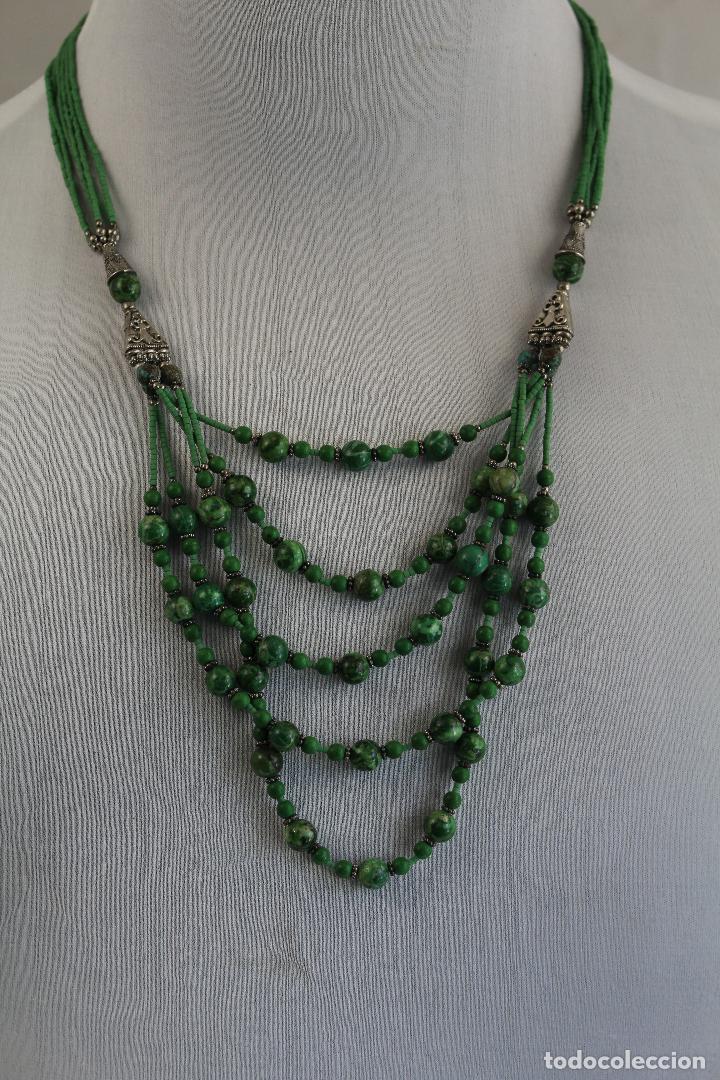Schmuck: collar de piedras verdes
