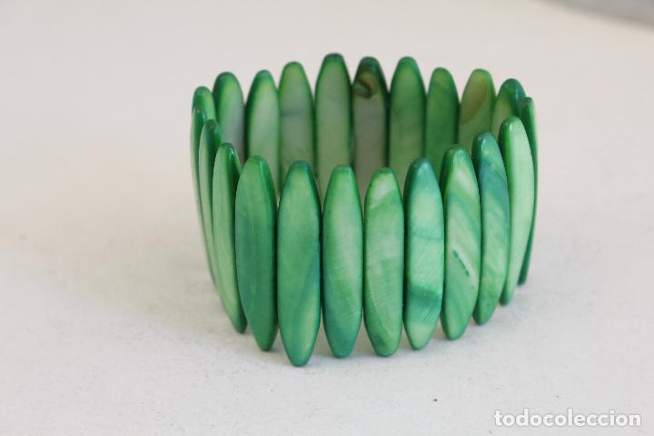Joyeria: pulsera de barra elastica con nacar verde - Foto 2