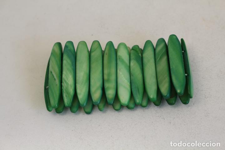 Joyeria: pulsera de barra elastica con nacar verde - Foto 3