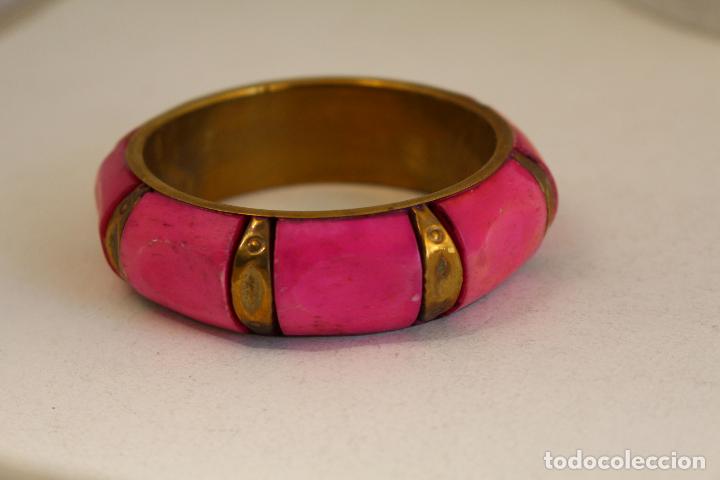Schmuck: pulsera de laton y rosa