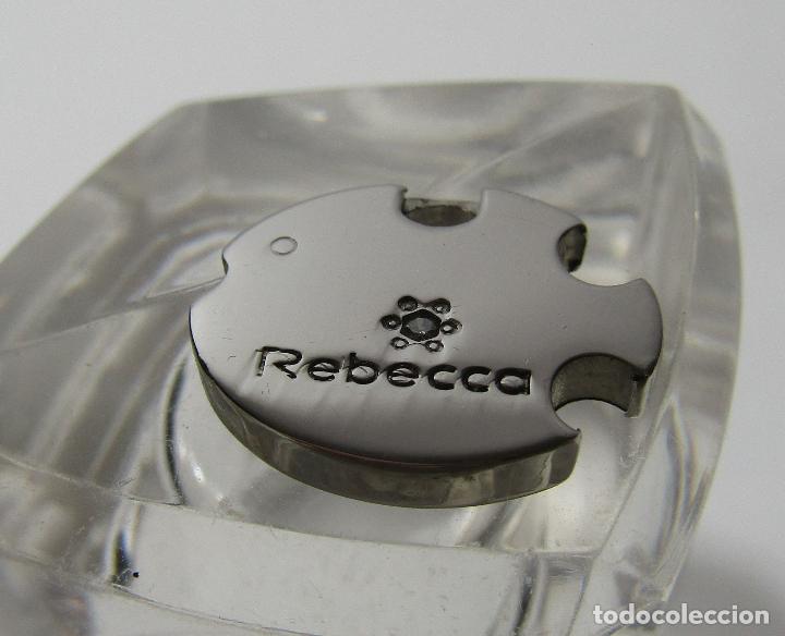 Joalharia: COLGANTE FORMA PEZ CON PEQUE&Ntilde;A PIEDRA BLANCA -MARCA REBECCA-
