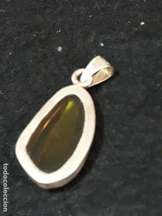 Joyeria: AMBAR ENMARCADO EN PLATA - Foto 3