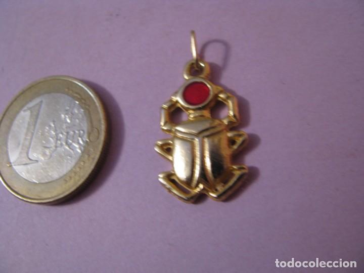 Joyeria: COLGANTE DE ESCARABAJO.