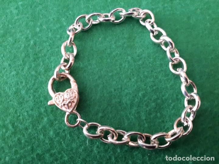 Joyeria: Pulsera Dorada Cierre Candado Forma Coraz&oacute;n - Foto 1