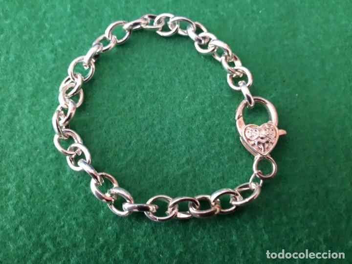 Joyeria: Pulsera Dorada Cierre Candado Forma Coraz&oacute;n - Foto 2
