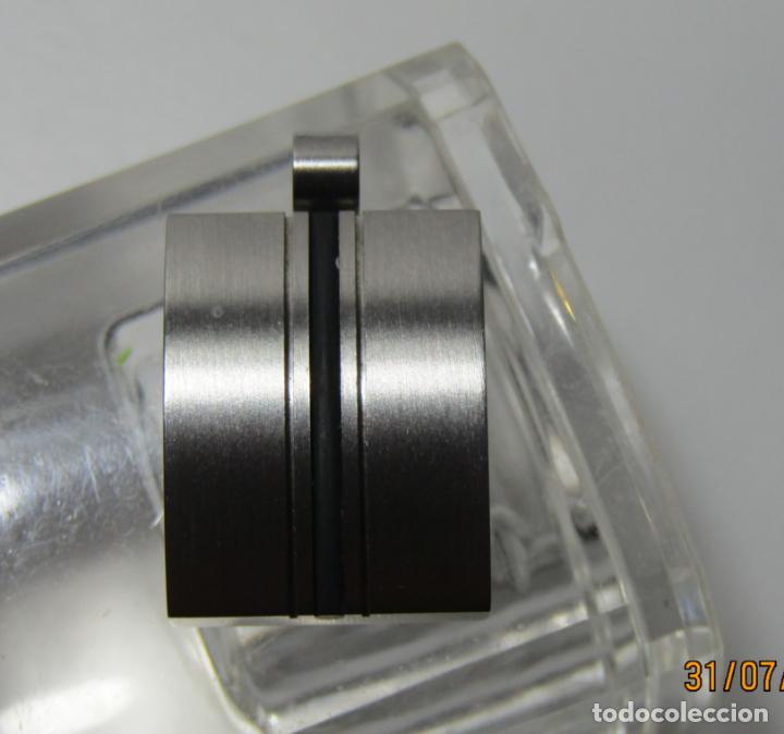 Joaillerie: COLGANTE ACERO INOXIDABLE RIBETE CENTRAL