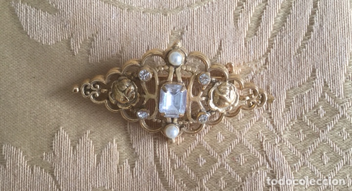 Joaillerie: BROCHE VINTAGE CHAPADO IDEAL INDUMENTARIA