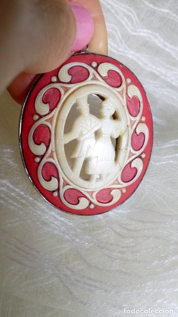 Joyeria: Medall&oacute;n antiguo especial - Foto 1