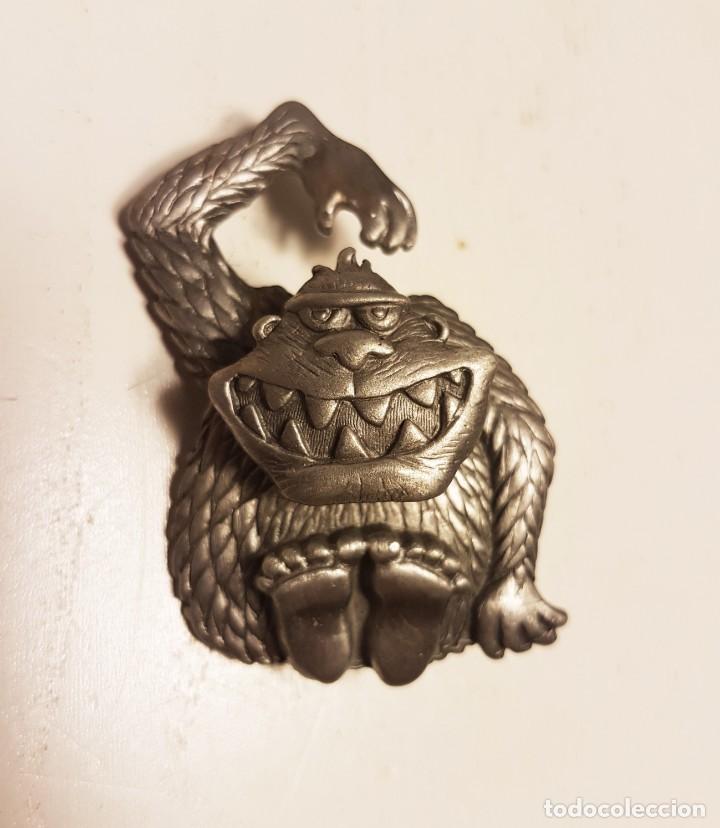 Joyeria: BROCHE PRENDEDOR MET&Aacute;LICO GORILA - Foto 2
