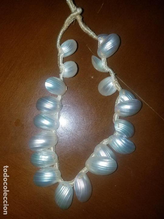 Joyeria: antigua gargantilla o collar  hecho con conchas de nacar