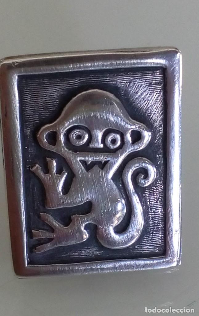 Joaillerie: Un gemelo de plata para hacer...