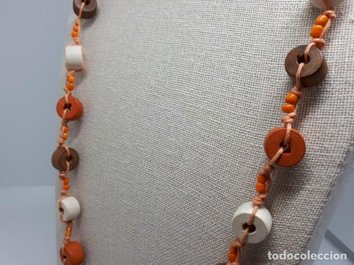 Joyeria: Collar Cordon Abalorios Colores Marrones, Naranja y Blancos - Foto 7