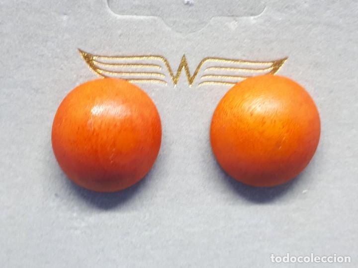 Joyeria: Pendientes de Boton en Color Coral - Foto 1