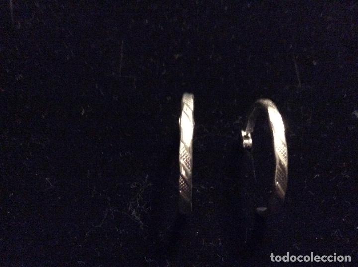 Joyeria: Pendientes aros con ba&ntilde;o de plata de ley labrado - Foto 2