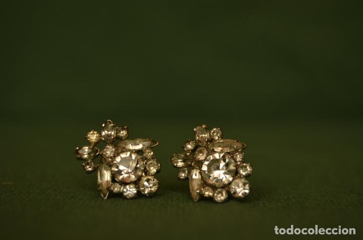 Joyeria: Pendientes clip con detalles brilantes - Foto 2
