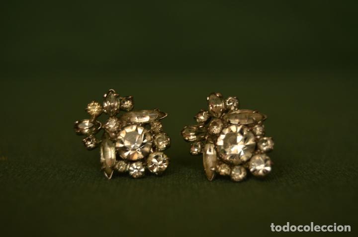 Joyeria: Pendientes clip con detalles brilantes - Foto 1