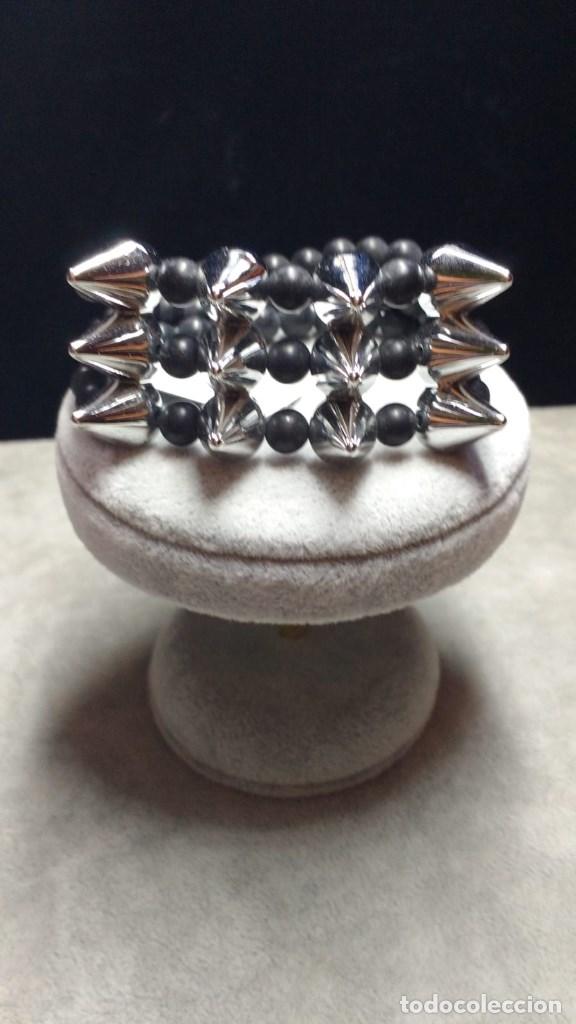 Joyeria: PULSERA DE ONIX MATE Y PINCHOS. - Foto 1