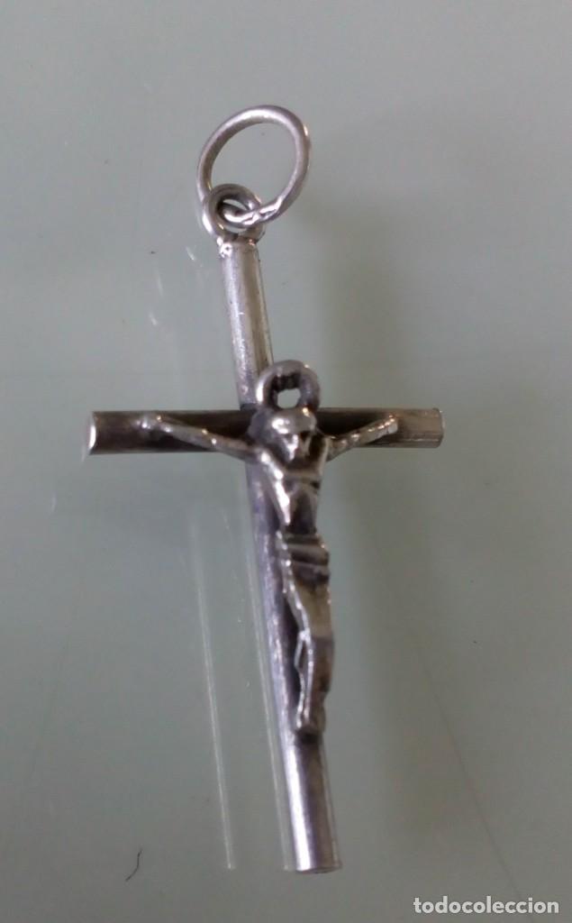 Joalharia: Peque&ntilde;a cruz de plata