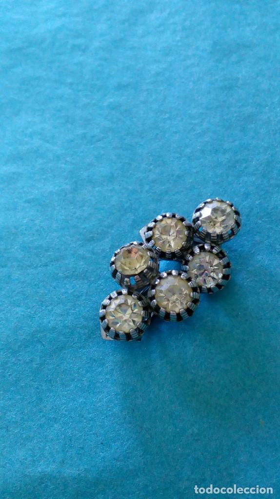 Joyeria: Par de pendientes de bisuter&iacute;a - Foto 3
