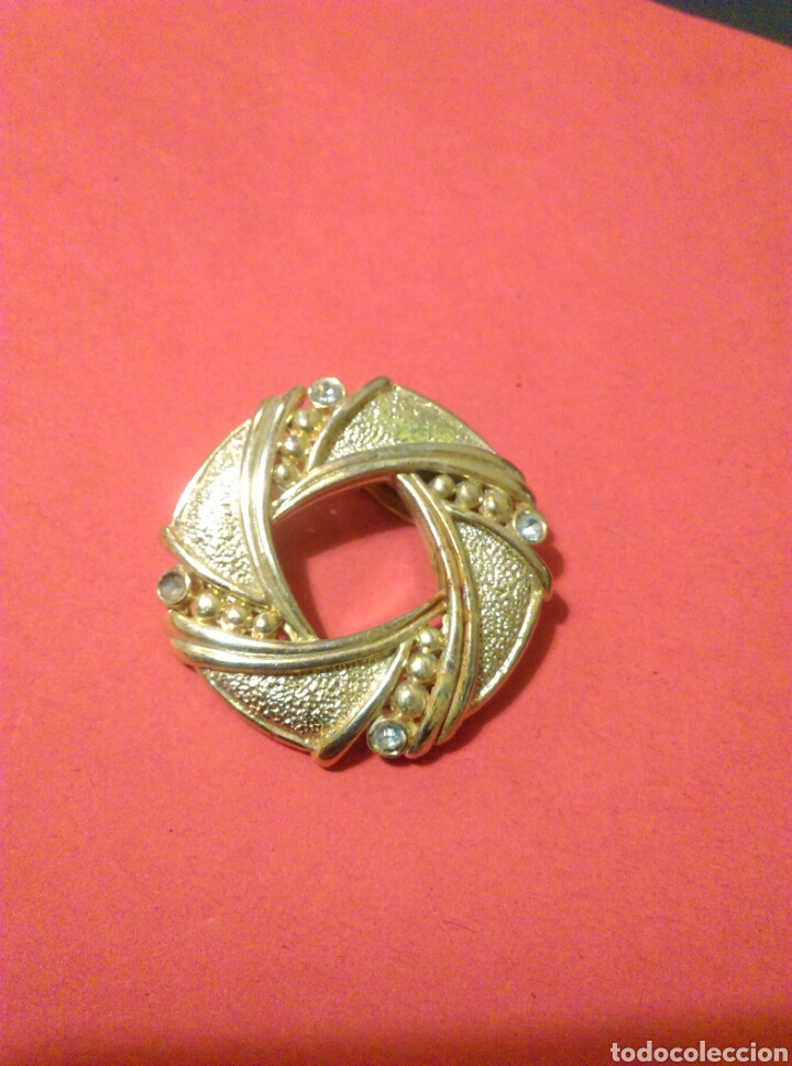Joyeria: Antiguo broche color oro - Foto 1