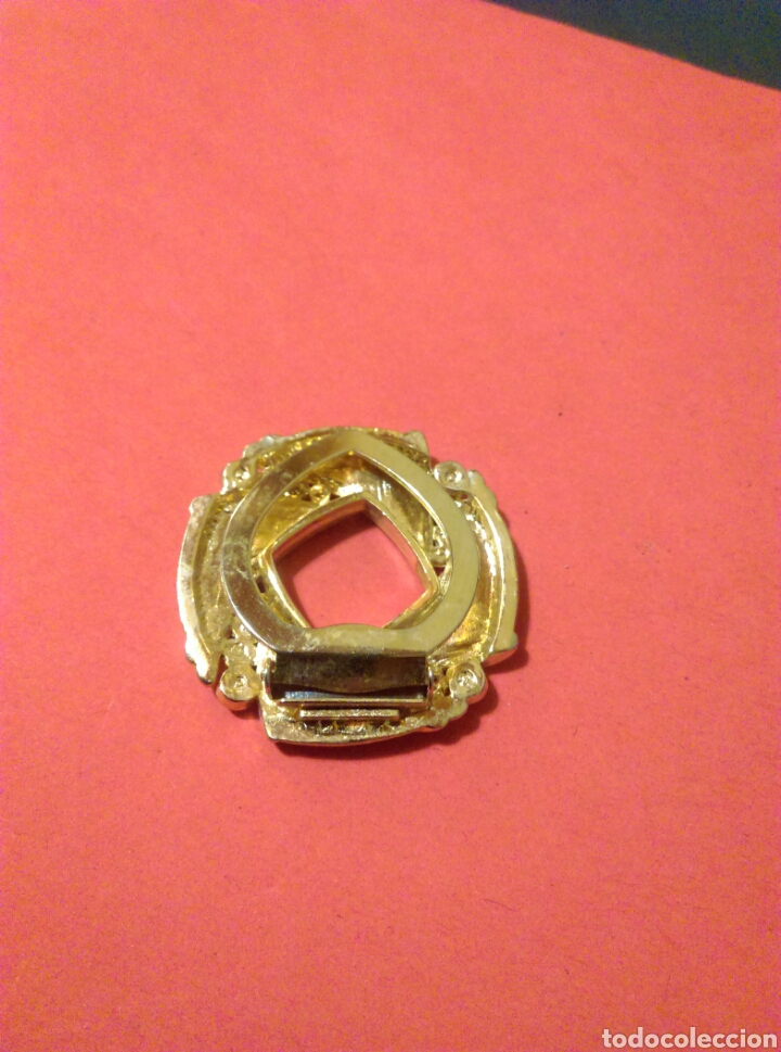 Joyeria: Antiguo broche color oro - Foto 3