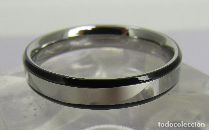 Joaillerie: ALIANZA UNISEX EN ACERO BRILLANTE Y NEGRO -CAPRICCIO-