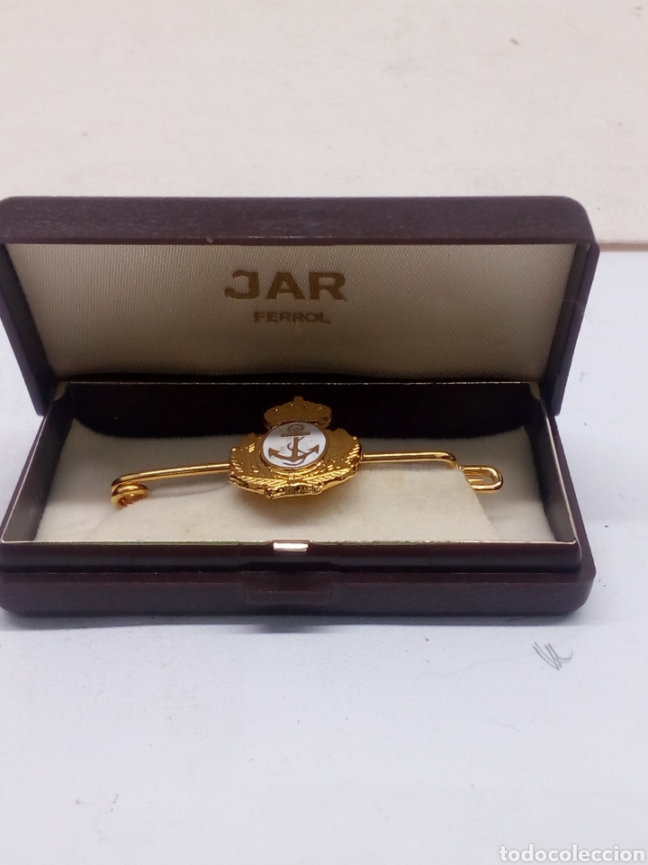 Joyeria: Broche dorado de Marina Real en se estuche - Foto 1
