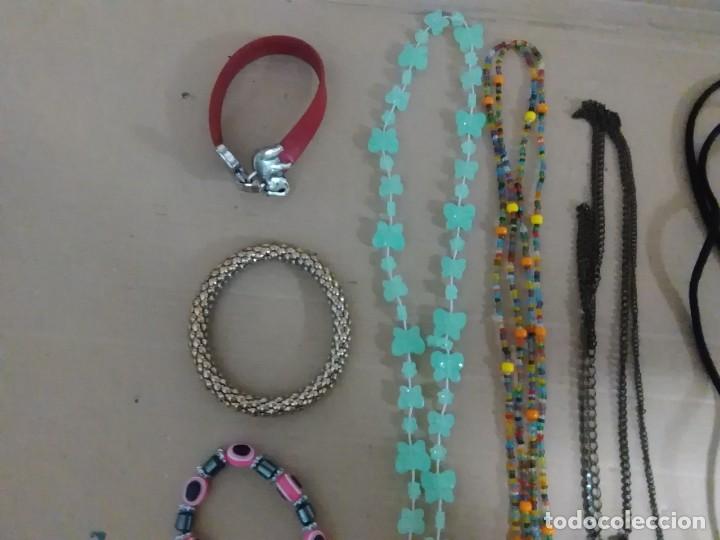 Joyeria: 5 collares. 4 pulseras. 86 - Foto 3