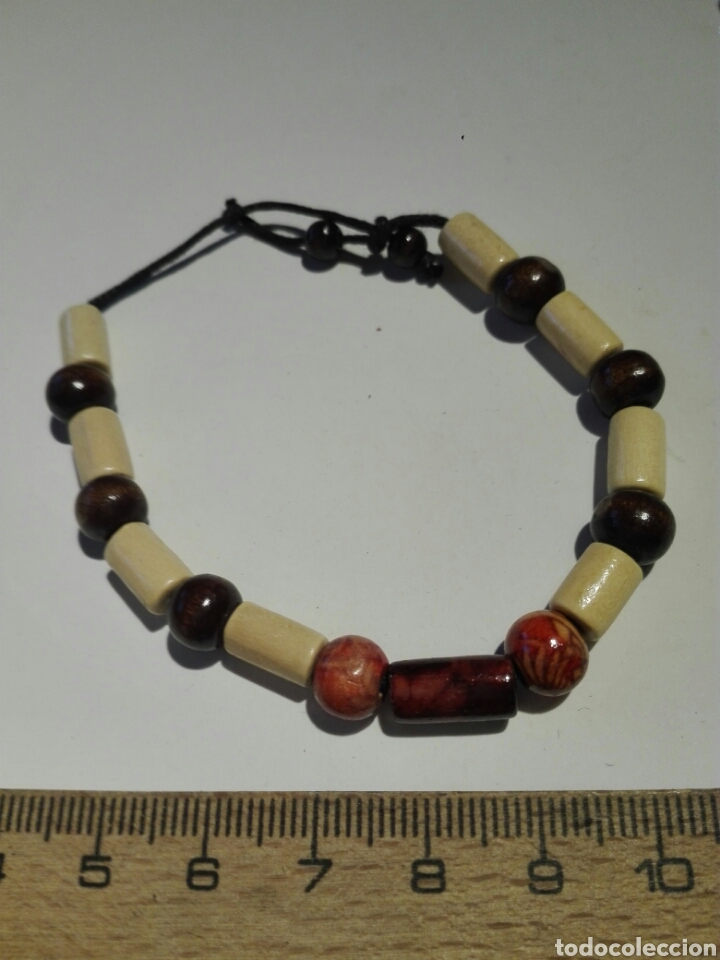 Joyeria: PULSERA CUERO Y ABALORIOS MADERA. REGULABLE