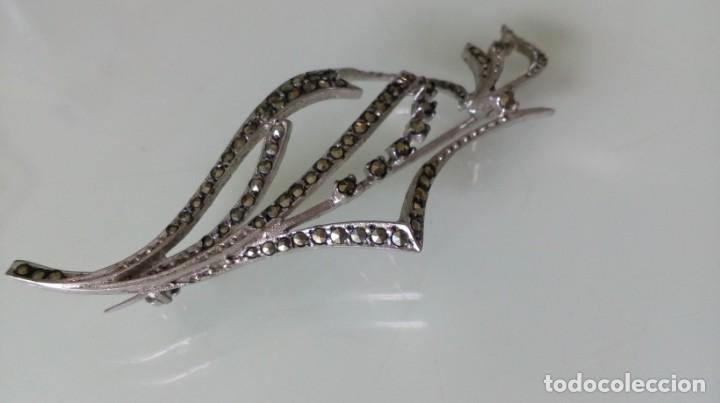 Joyeria: Broche plateado y pedrer&iacute;a - Foto 1