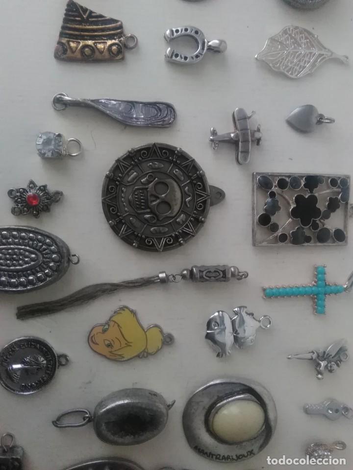 Joyeria: 29 colgantes variados. 104 - Foto 6