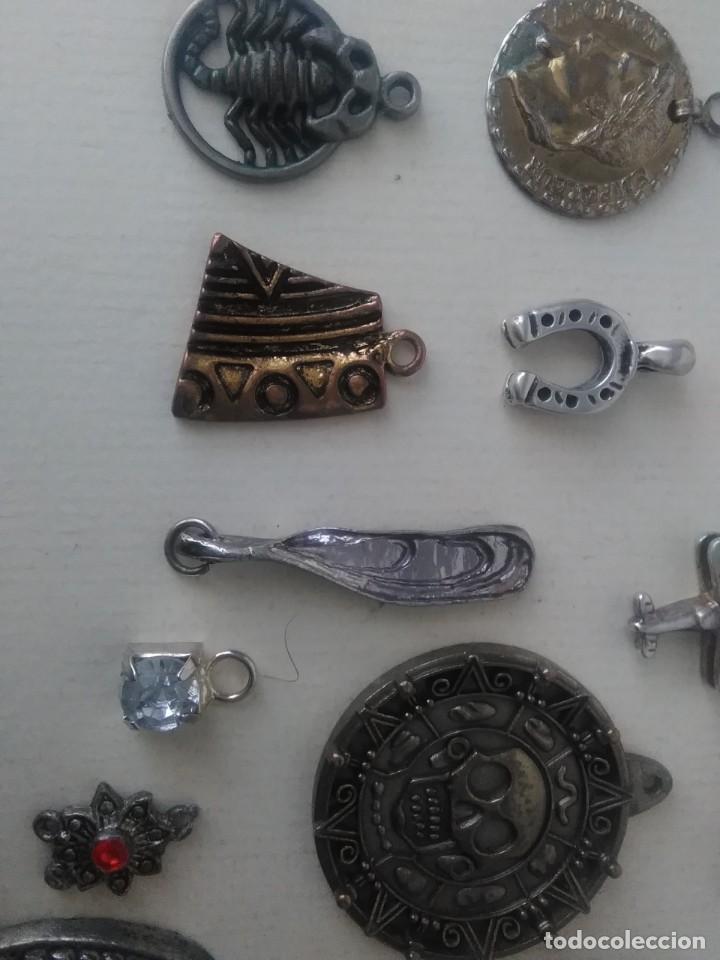 Joyeria: 29 colgantes variados. 104 - Foto 9