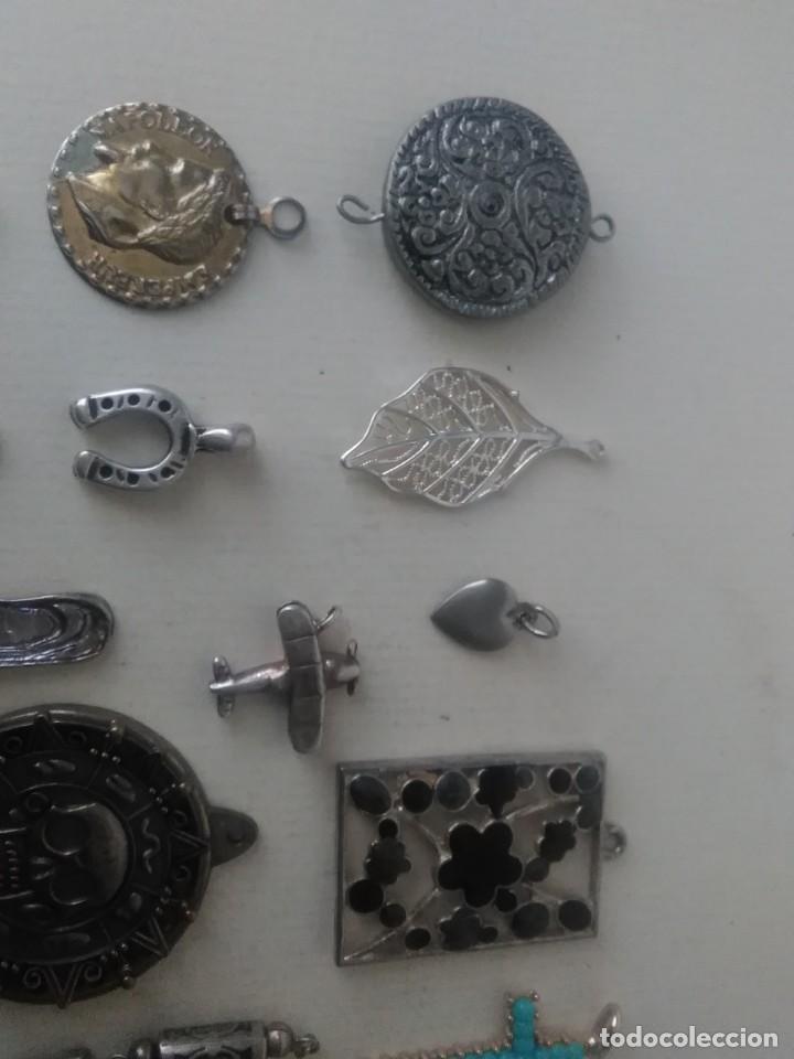 Joyeria: 29 colgantes variados. 104 - Foto 10