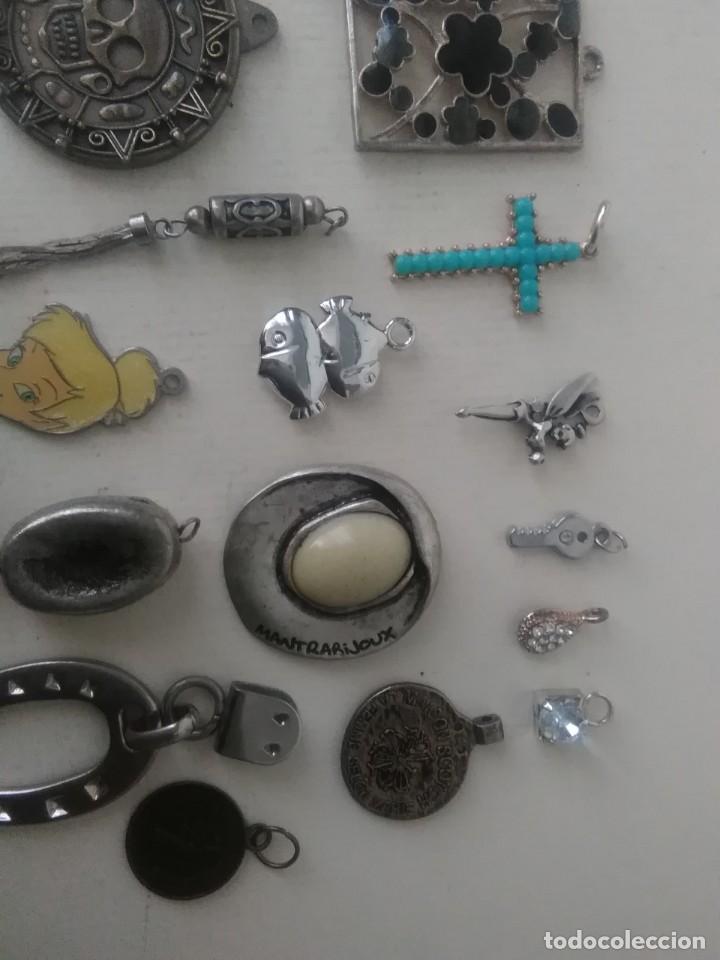 Joyeria: 29 colgantes variados. 104 - Foto 12